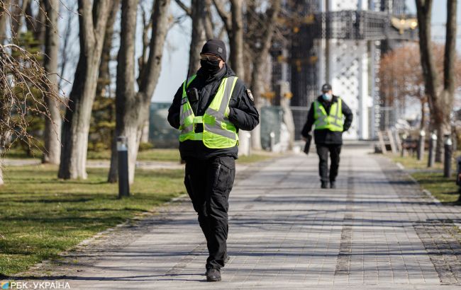 Через карантин у Києві сталася сутичка з поліцією, є затримані