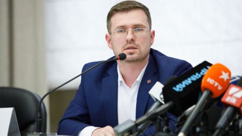 Какая COVID-вакцина поступит в Украину: названы главные факторы