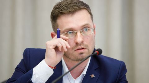 В Україні будуть проводити вакцинацію проти COVID-19 за двома сценаріями