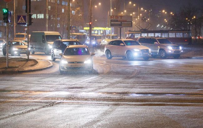 В Киевской области с начала непогоды произошло более 70 аварий на дорогах