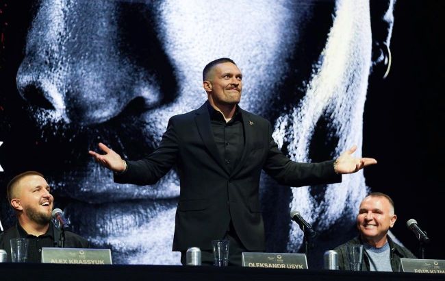 Усик – Ф'юрі. Українець отримав спаринг-партнерів перед битвою чемпіонів