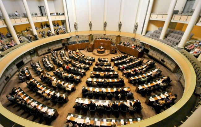 Парламент Фінляндії розгляне питання про вихід країни з єврозони