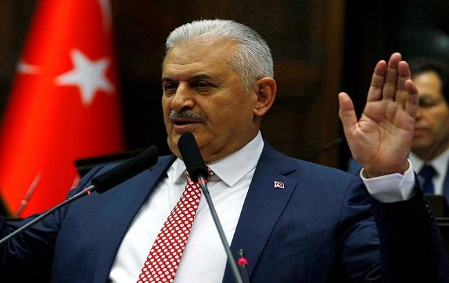 После попытки переворота в Турции от работы отстранили около 60 тыс. человек