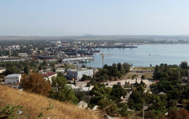 Российские пограничники задержали украинский танкер у берегов Крыма