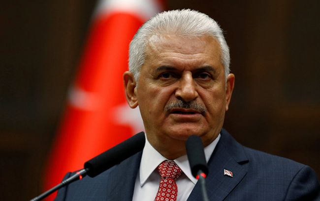 Прем'єр Туреччини назвав Обаму відповідальним за постачання зброї курдам