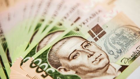 НБУ підвищив офіційний курс долара