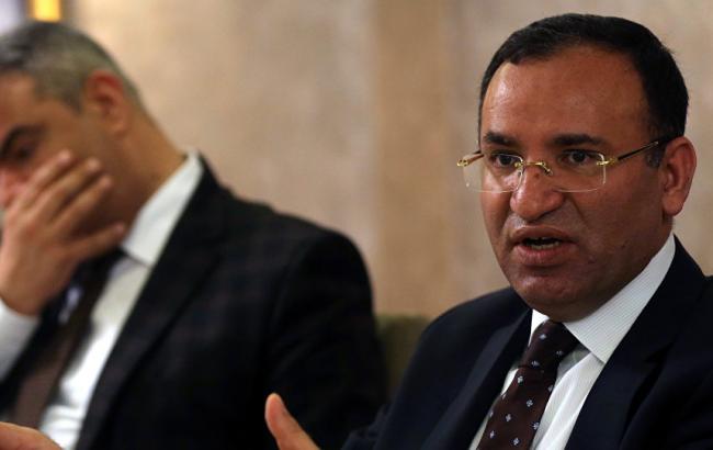 Військовий переворот у Туреччині: кількість затриманих може перевищити 6 тис. осіб