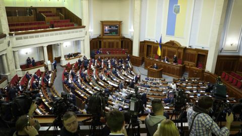 Рада вернется к "языковому закону" уже в апреле