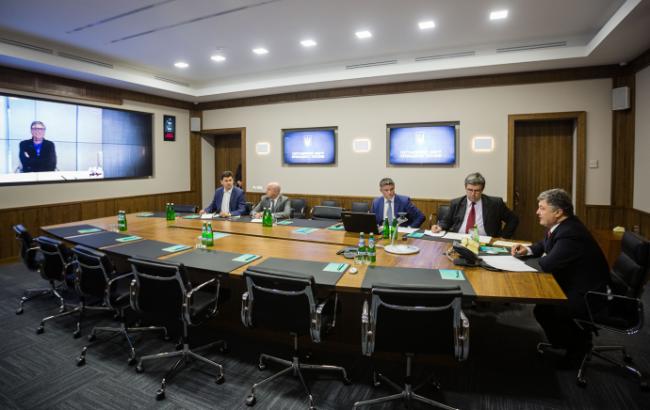 Порошенко обсудил с Гейтсом реформы в Украине и борьбу с полиомиелитом