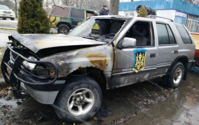 В Харькове сожгли автомобили "Айдара"