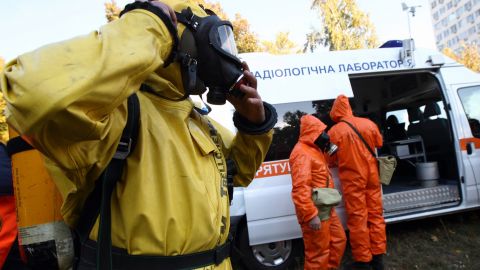 Обстрелы в Киеве: попадание в пункт захоронения ядерных отходов не подтвердилось