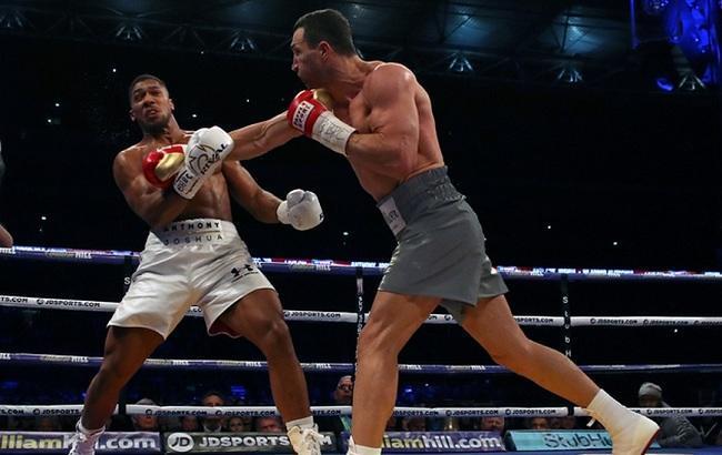 Аперкот в бою Кличко - Джошуа названий ударом року за версією HBO