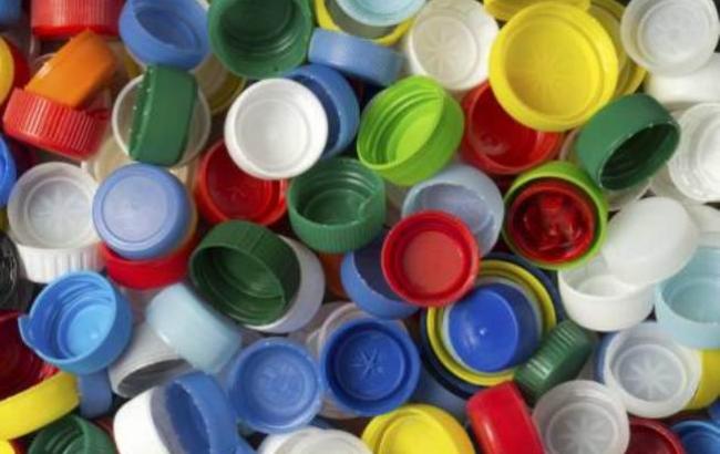 Пластиковые крышки не используются для изготовления протезов