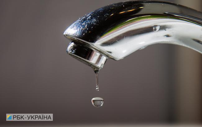 У Києві відключили воду на 10 вулицях у зв'язку з аварією на водогоні