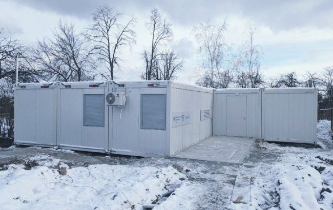 Под Харьковом установили мини-клиники: где находятся и для кого работают