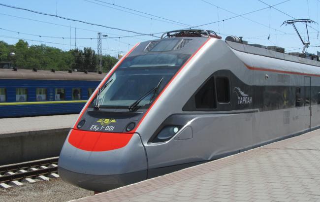 "Укрзализныця" в июне запускает дополнительный скоростной поезд из Киева в Одессу