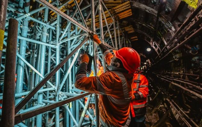 Коли у Києві  відновлять рух поїздів між станціями "Либідська" і "Деміївська": підрядник назвав дати