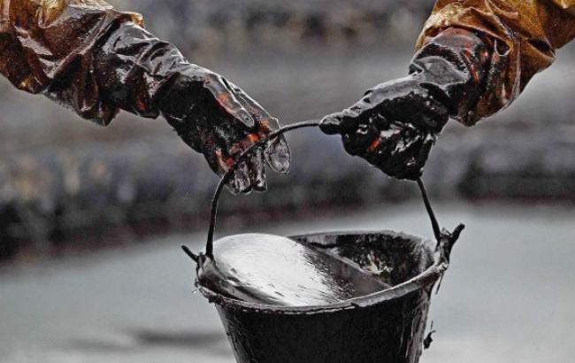 Цена нефти BFOE едва удержалась выше отметки 62 долл. за барр., обновив свой пятилетний минимум