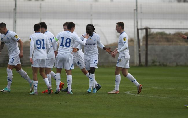 "Динамо" с разгромом легенды клуба одержало первую победу в зимнюю паузу