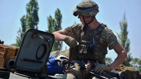 Боевики на Донбассе применили запрещенное вооружение, двое военных ранены