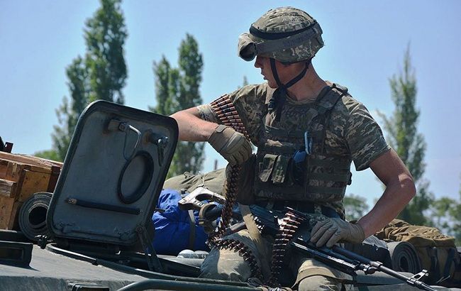 На Донбассе боевики семь раз нарушили режим прекращения огня, ранен военный ВСУ