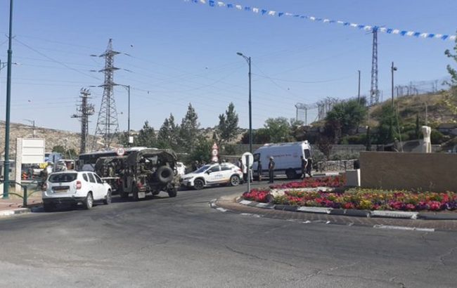 Палестинка открыла огонь из автомата по израильским военным возле Хеврона