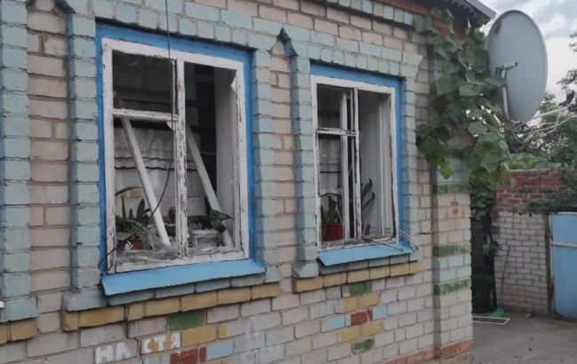 Боевики обстреляли украинский Нью-Йорк: разрушен дом мирного жителя