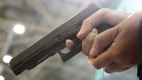 У центрі Києва сталася стрілянина: на місці працює поліція