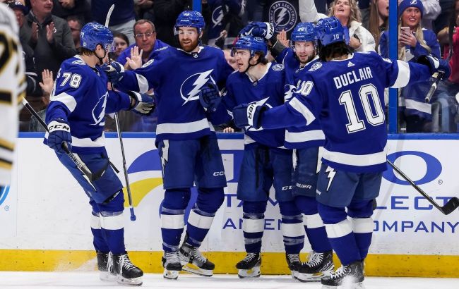 "Оттава" разгромила "Баффало", "Тампа-Бэй" разобралась с "Бостоном": все шайбы вечера НХЛ