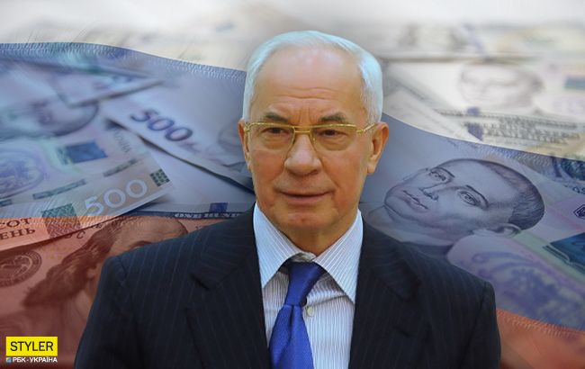 Втікач Азаров скупив елітні будинки на Рубльовці: всі подробиці