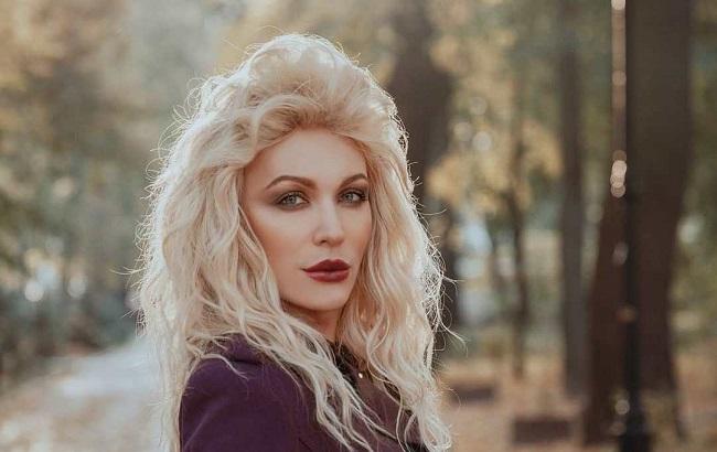 "Захотелось красок": Монро удивила новым цветом волос