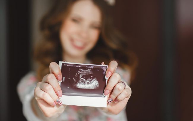 У Китаї створюють робота, який зможе народжувати дітей: подробиці революційної технології