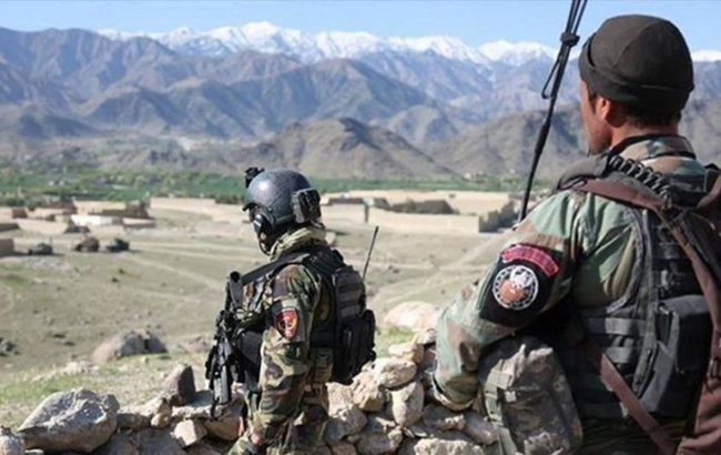 Правительственные войска выбили талибов из пяти районов Афганистана: убиты сотни боевиков