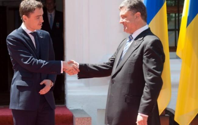 Порошенко обсудил с премьером Эстонии военно-техническое сотрудничество