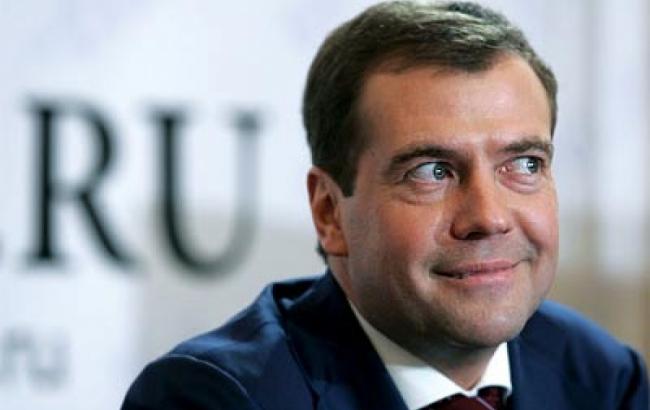 "Пичкают допингом и убегают": Медведев прокомментировал допинговый скандал