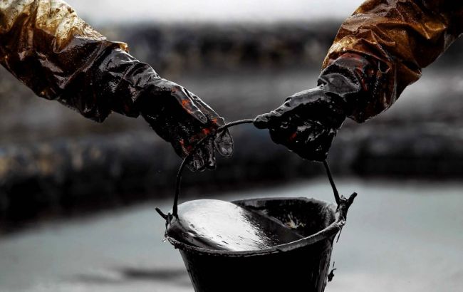 Цены на нефть достигли минимального уровня с ноября прошлого года