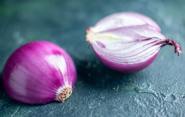 Сльози радості: 10 лайфхаків із цибулею для побуту, які вам сподобаються
