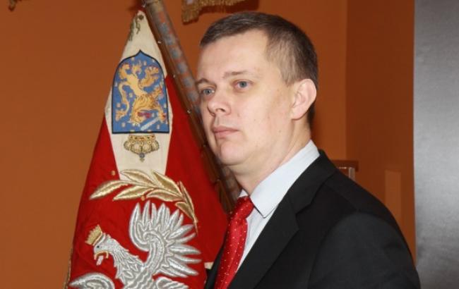 Глава Минобороны Польши назвал "крайним вариантом" поставки оружия Украине