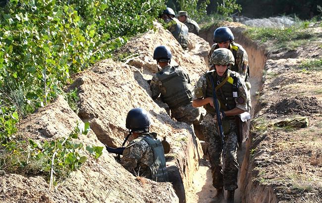 На Донбассе за день обошлось без потерь среди украинских военных, - ООС