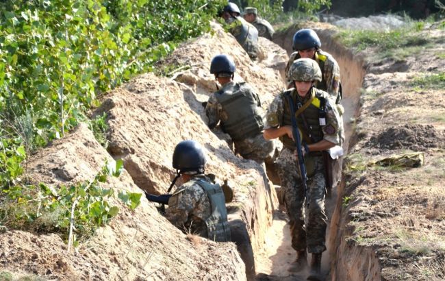 Бойовики на Донбасі чотири рази порушили режим "тиші"