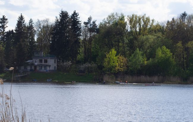 Под Львовом на озере построят спортивно-рекреационную зону. Первые фото проекта
