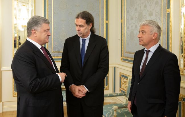 Порошенко и госсекретарь МИД Германии обсудили риски "Северного потока-2" для Европы