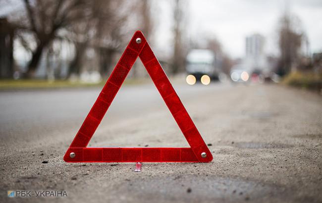В Хмельницкой области произошло ДТП с микроавтобусом, пострадали 8 человек