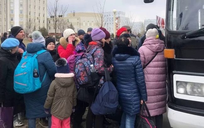 Впродовж 10 березня з найбільш гарячих точок вдалось евакуювати понад 38 тисяч людей, - ОП