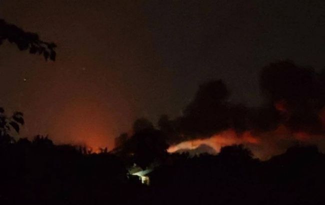 На Донбасі дрони вразили ТЕС та залізницю: спалахнула пожежа