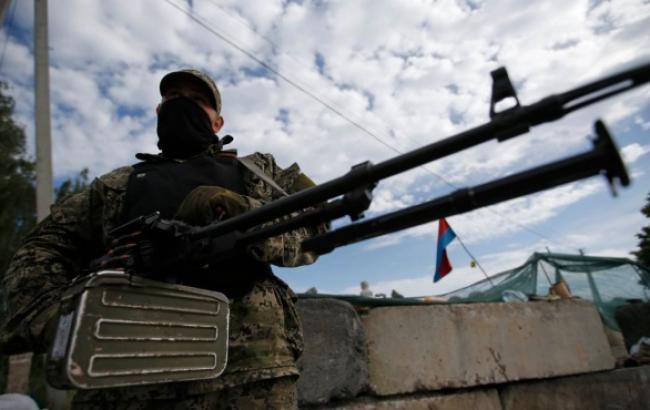 У Донецьку бойовики захопили будівлі "Донецькстандартметрології" та одного з банків, - МВС