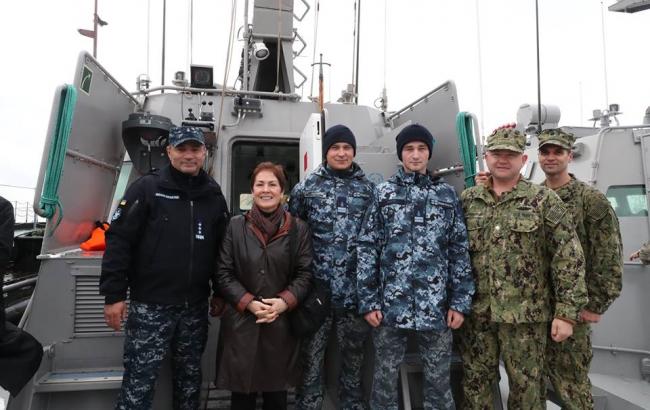 Делегация Посольства США в Украине посетила базу ВМСУ на Азовском море