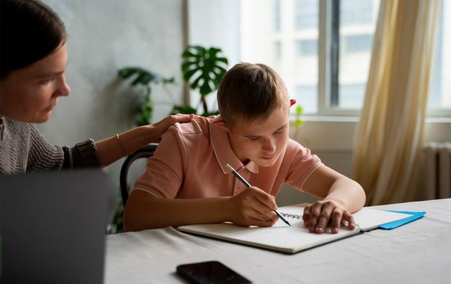 Всього 10 питань допоможуть визначити аутизм: лікар поділився простим тестом