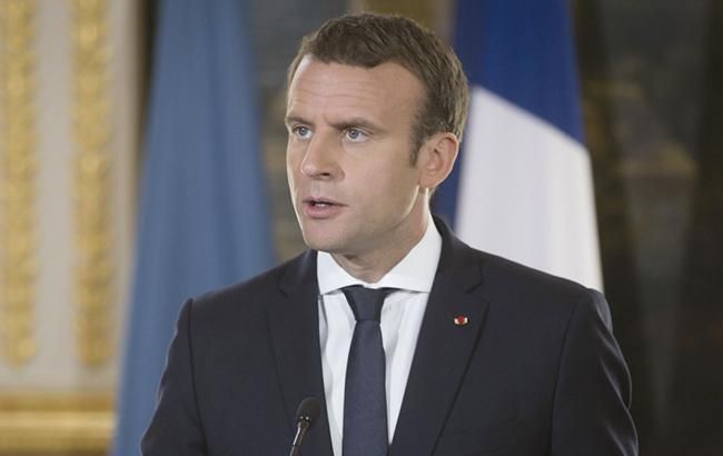 Макрон планирует провести во Франции референдум