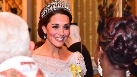 Кейт Міддлтон вийшла у світ в розкішній сукні від Alexander McQueen